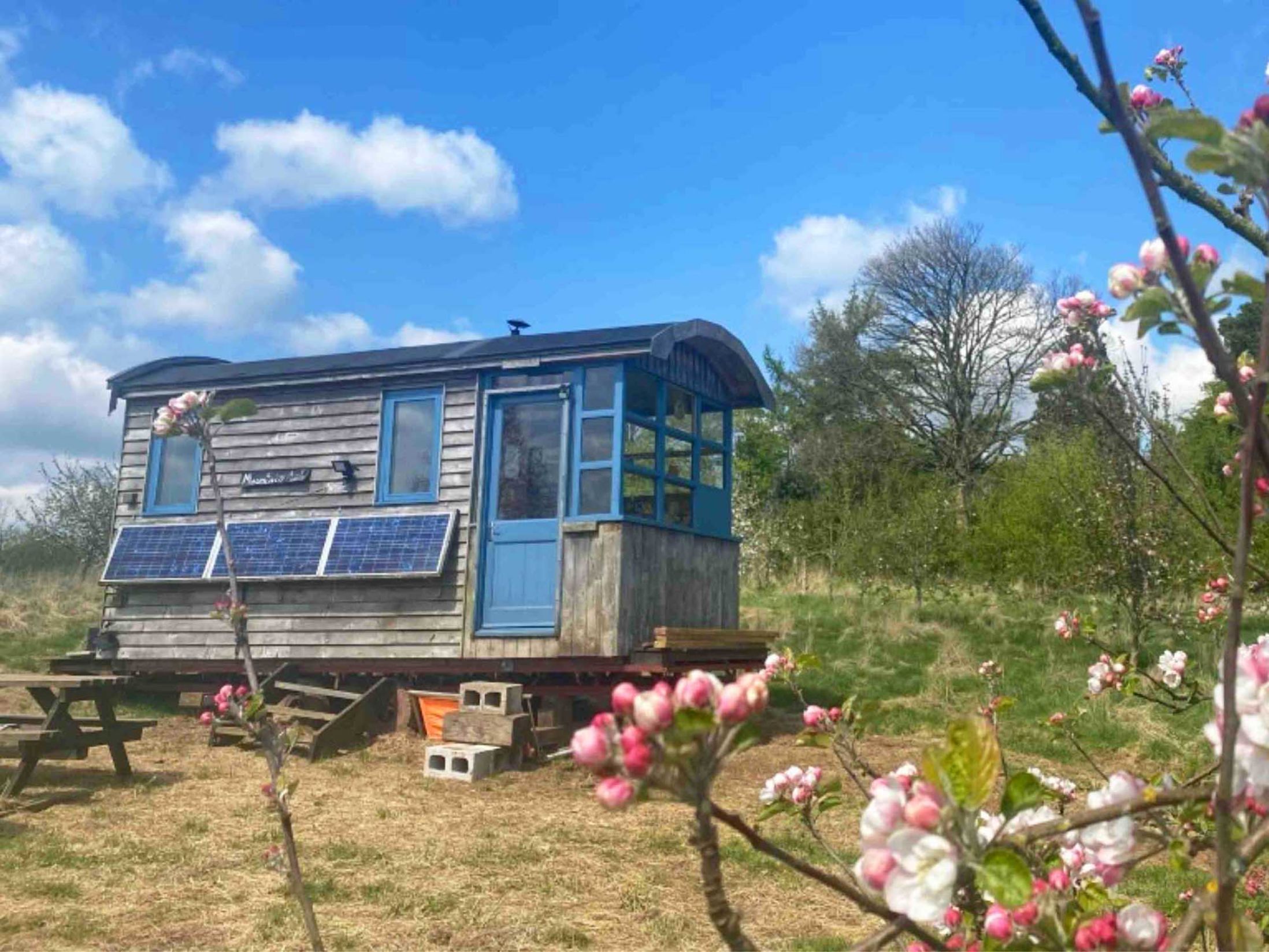 Ecopod Holidays - Hen Party Glamping