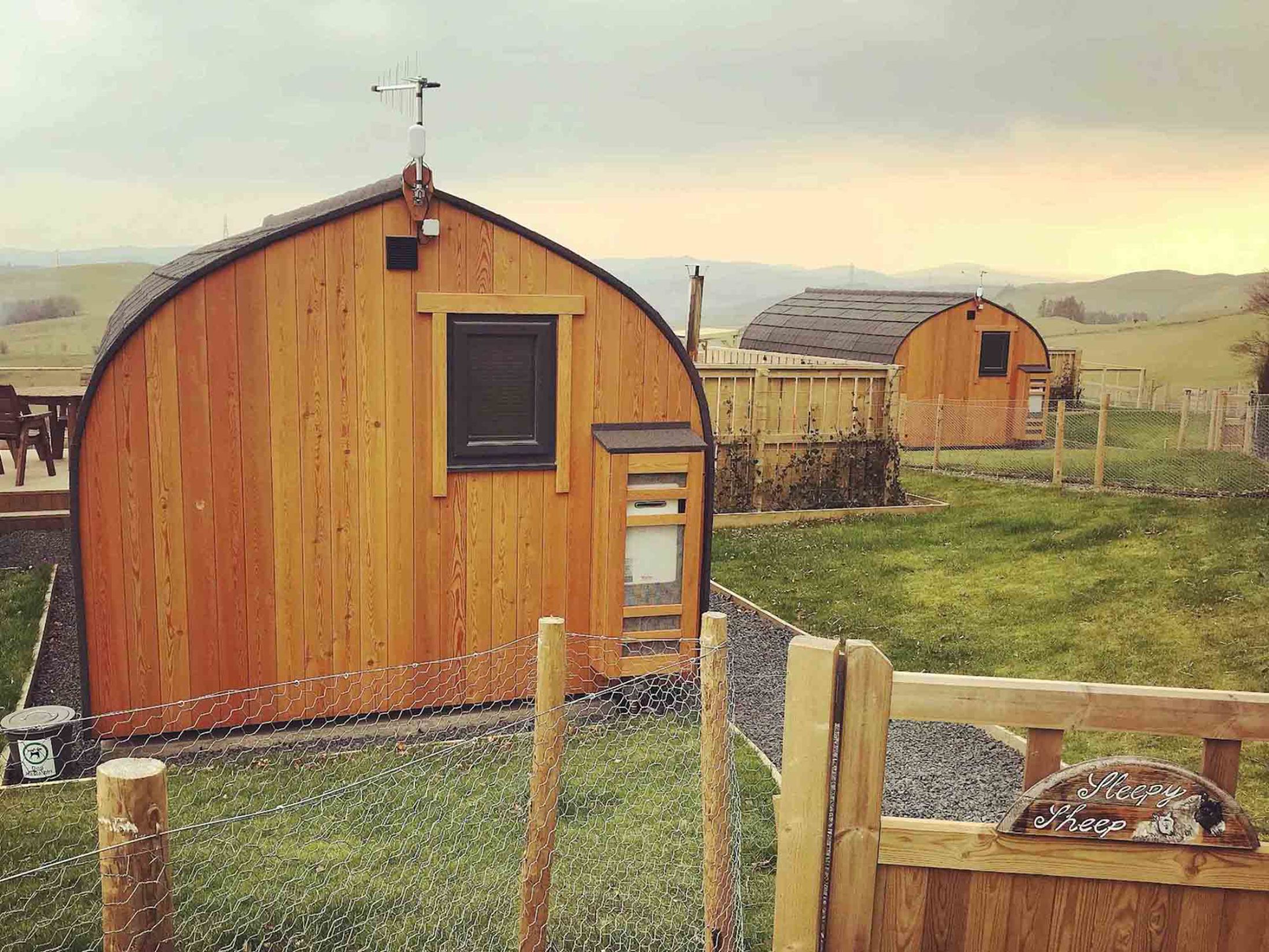 Stouslie Snugs Luxury Farm Glamping - Hen Party Glamping