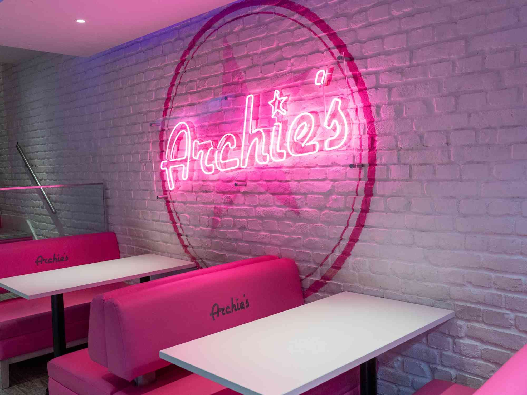 Barbie-Themed Hen Party Bars - Archie's
