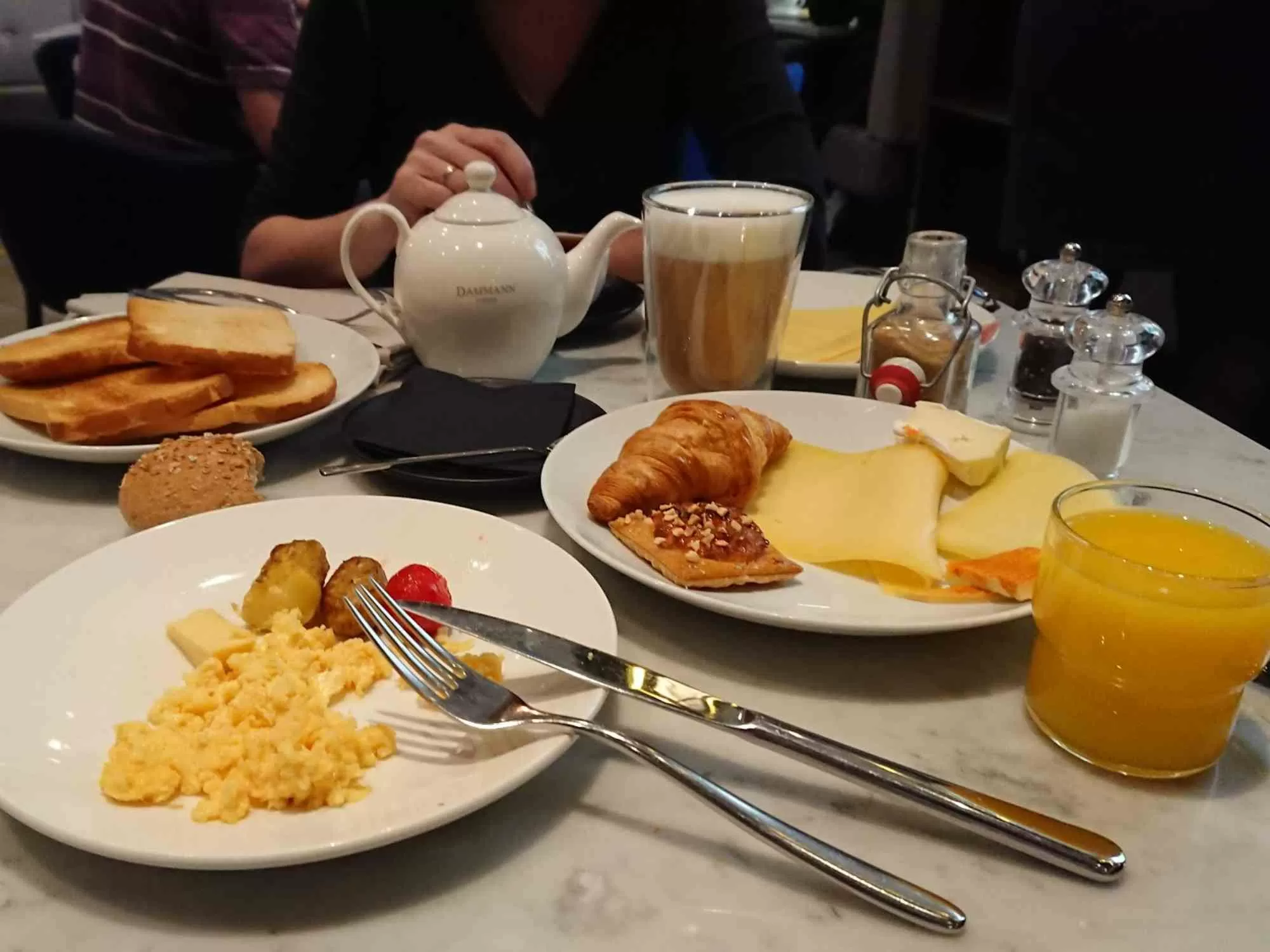 Best Bars in Chester - Pressroom (INK Hotel) Best Bars in Chester - Pressroom (INK Hotel)