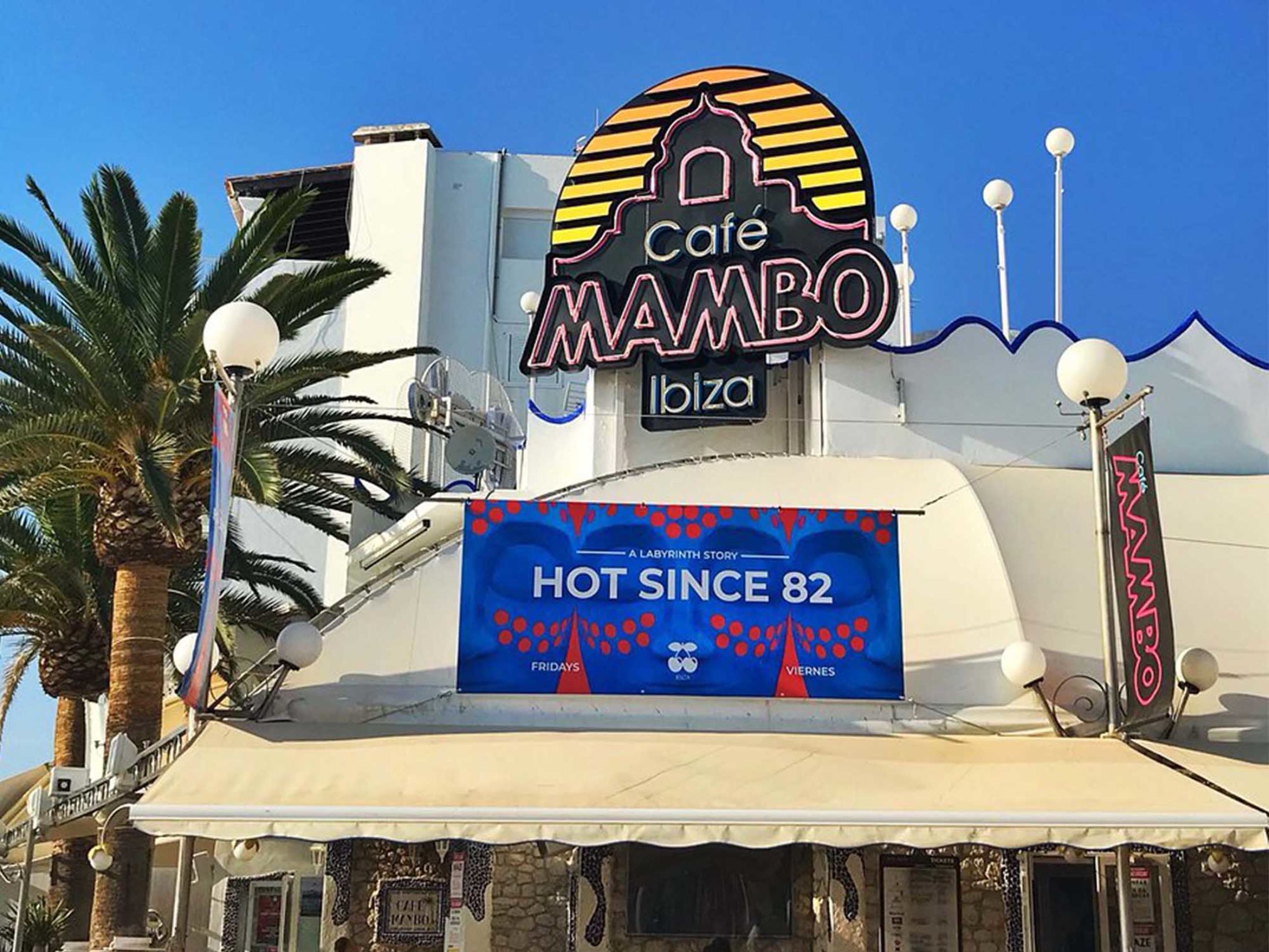 Best Bars in Ibiza - Café Mambo