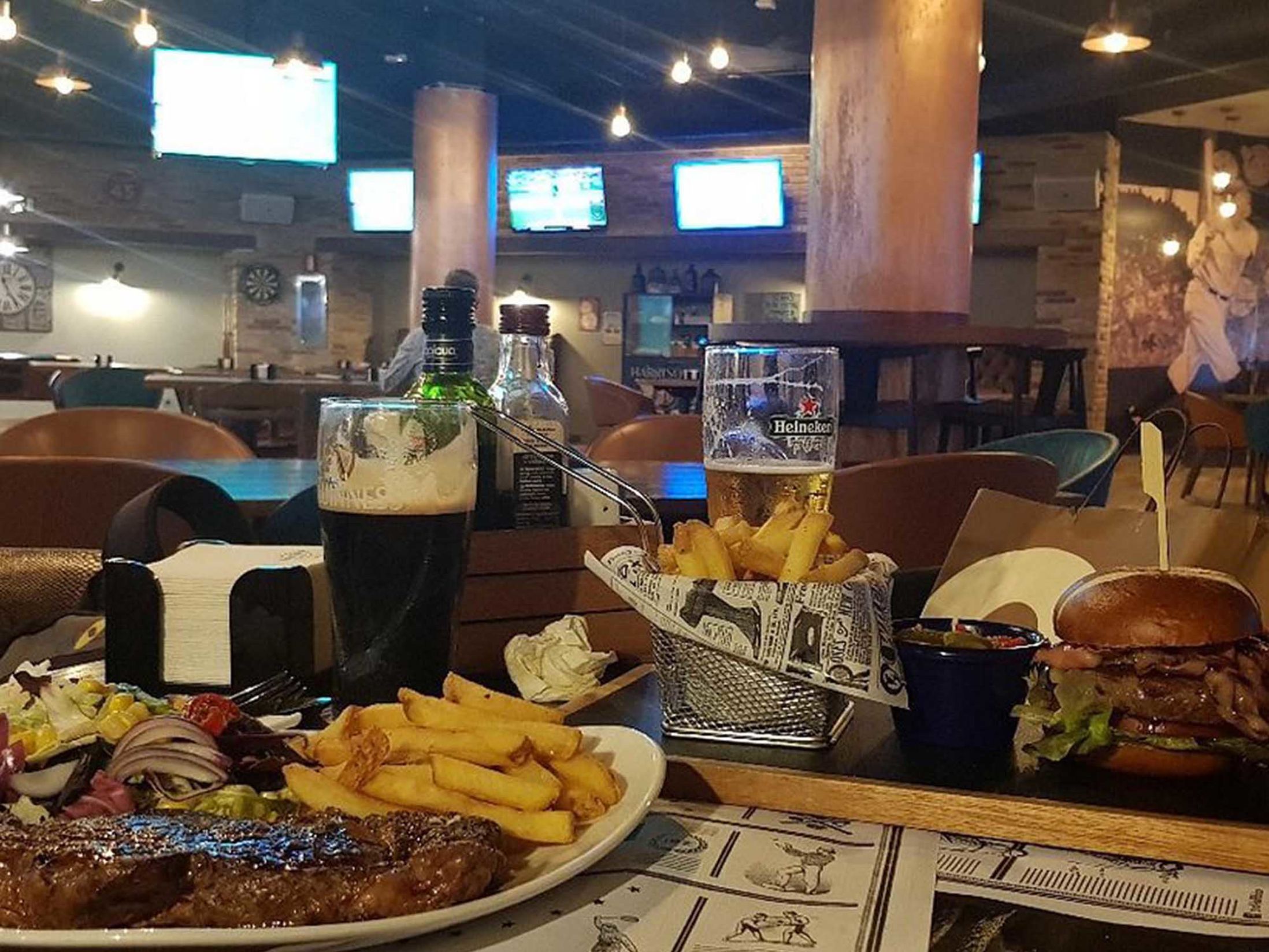 Best Bars in 16 Bars Around