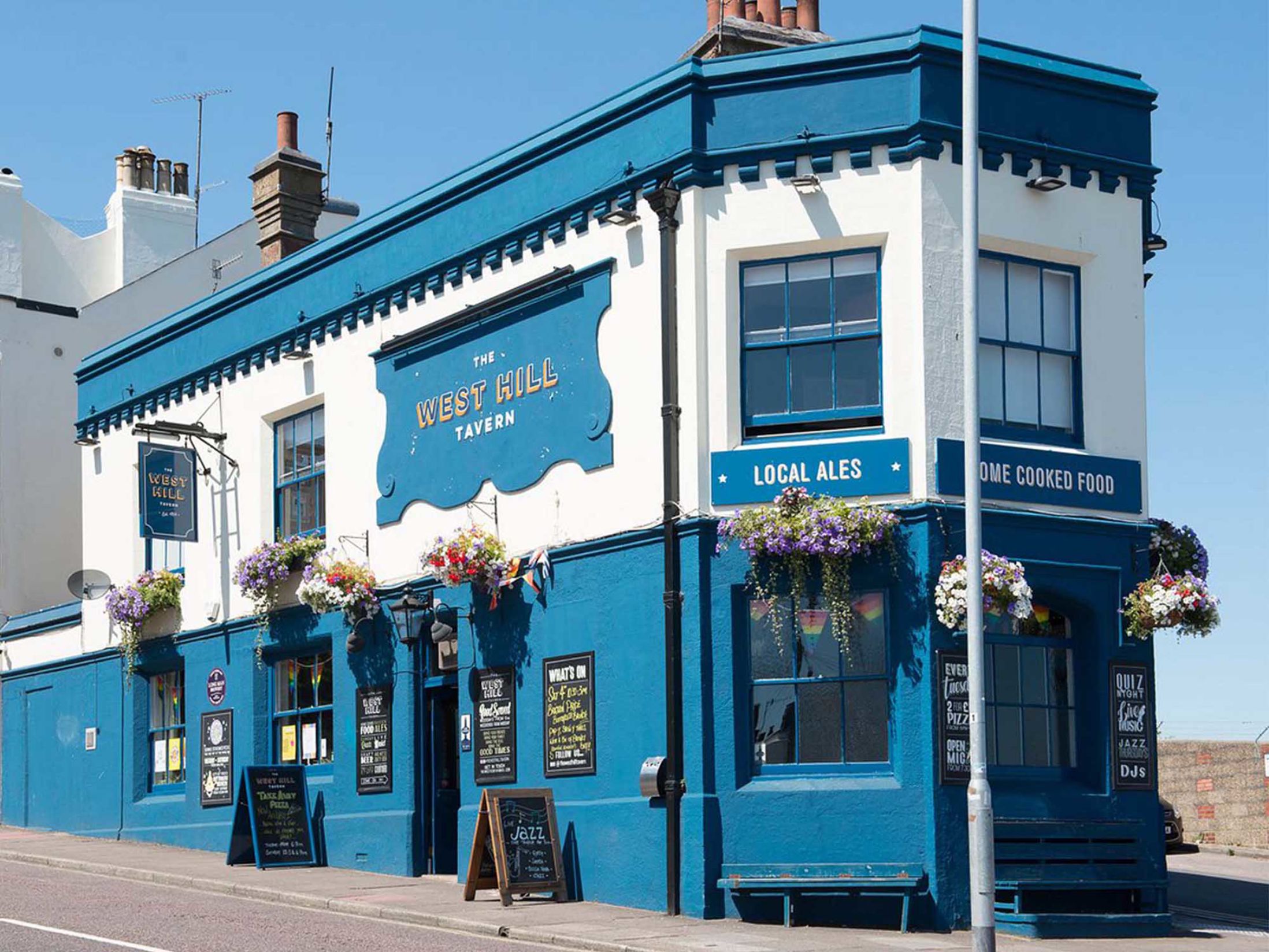 Best Bottomless Brunch in Brighton - The West Hill Tavern