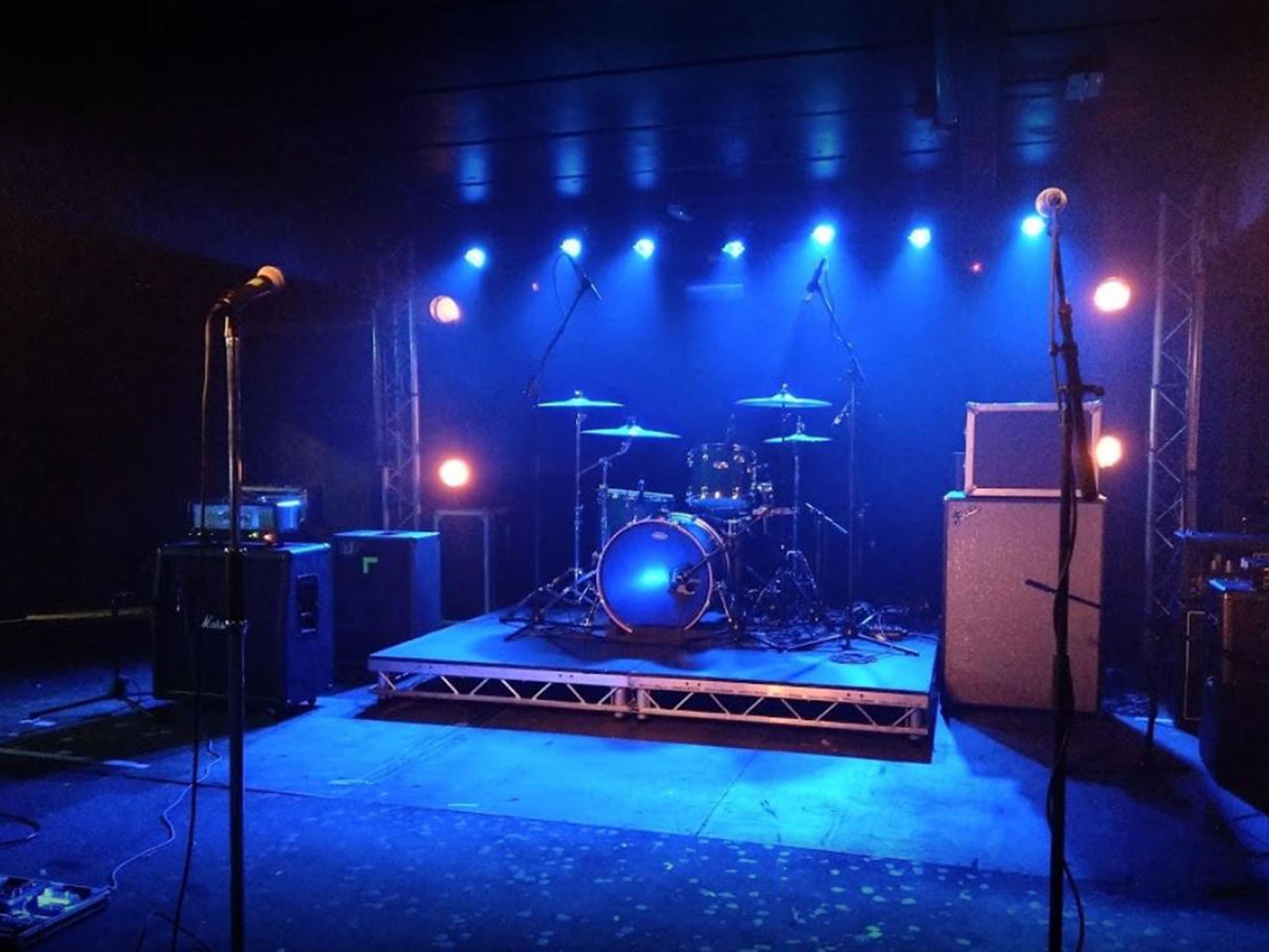 6 Best Clubs in Swansea Swansea