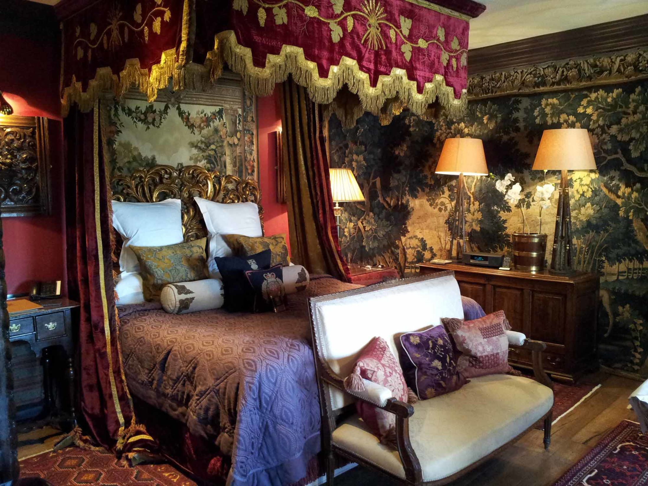 Best Hotels in Edinburgh - The Witchery by the Castle