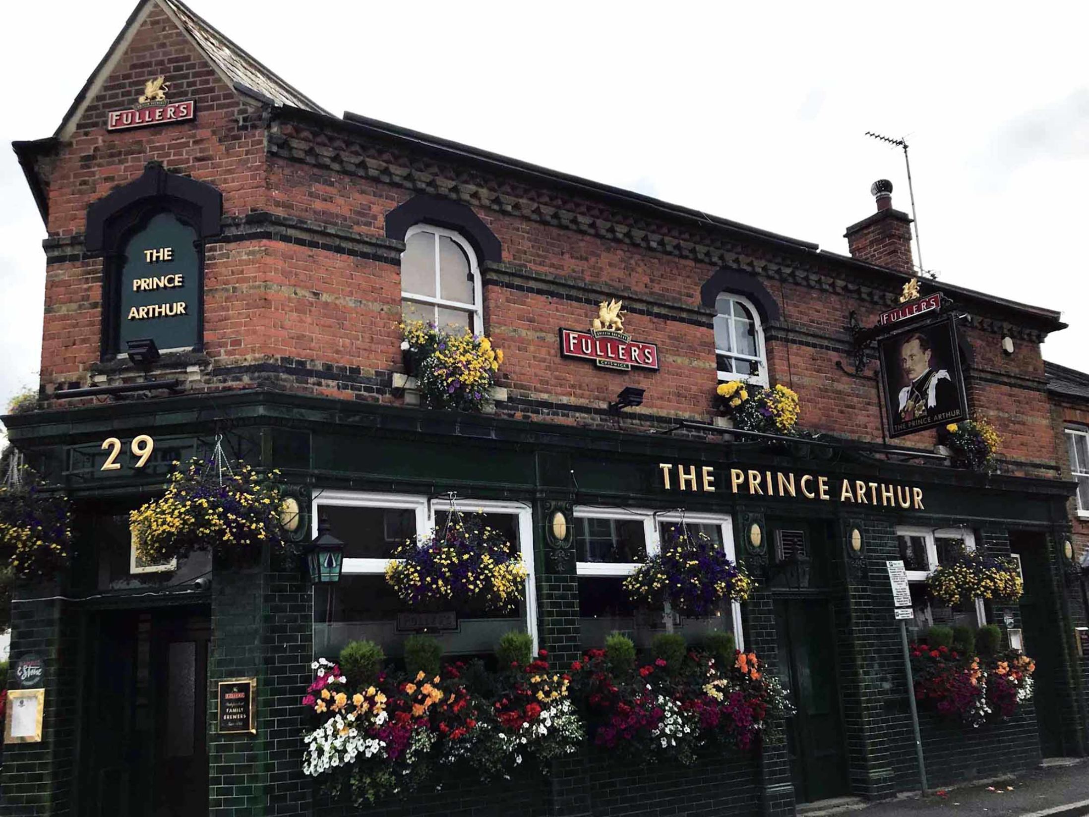 Best Pubs in Windsor - The Prince Arthur