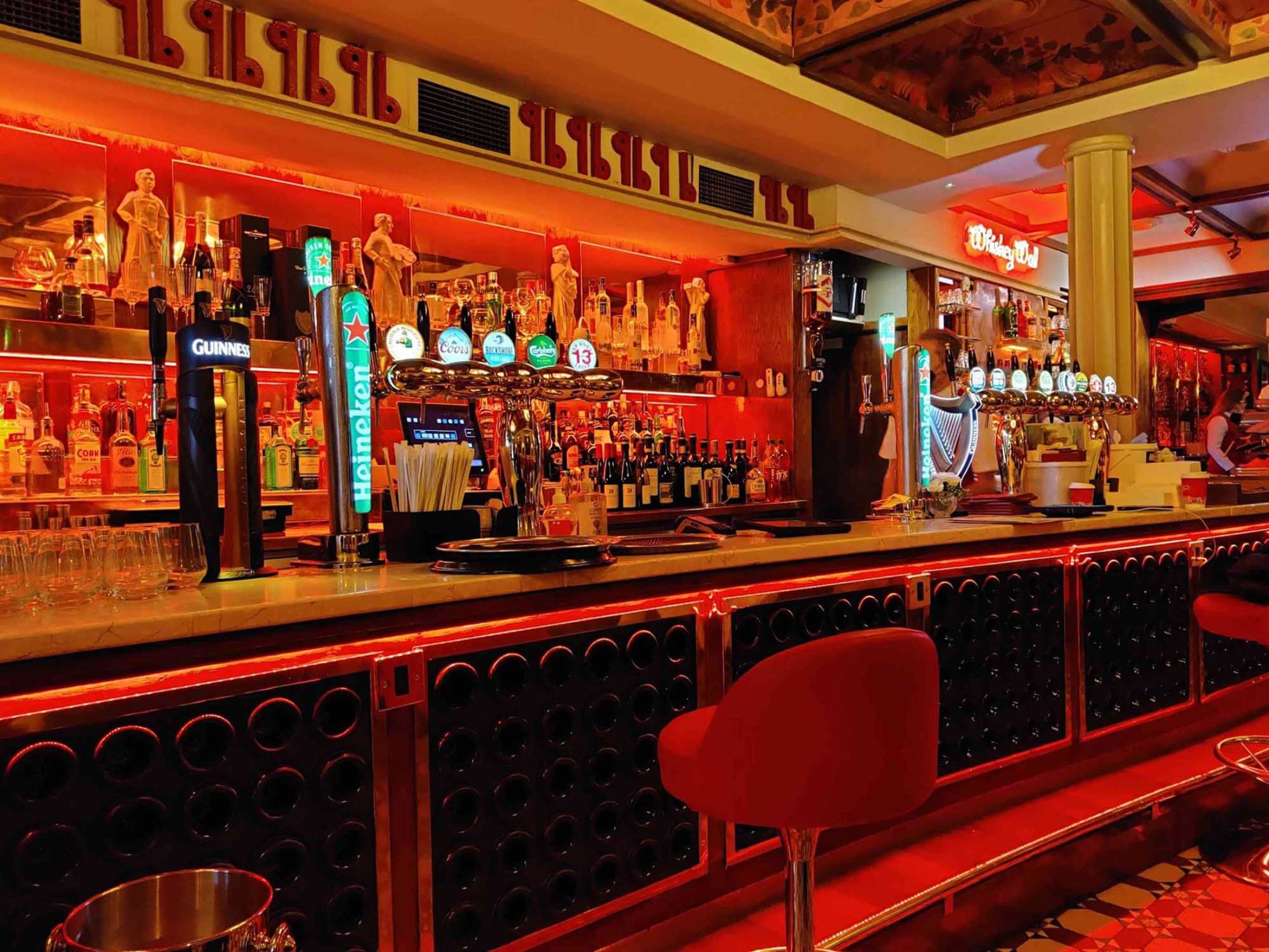 Davy Byrne's Pub - Best Bars in Dublin