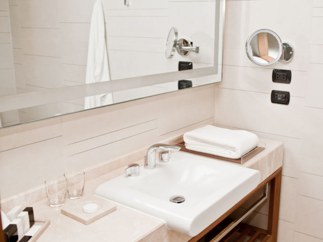 Central Hotel or Apartments