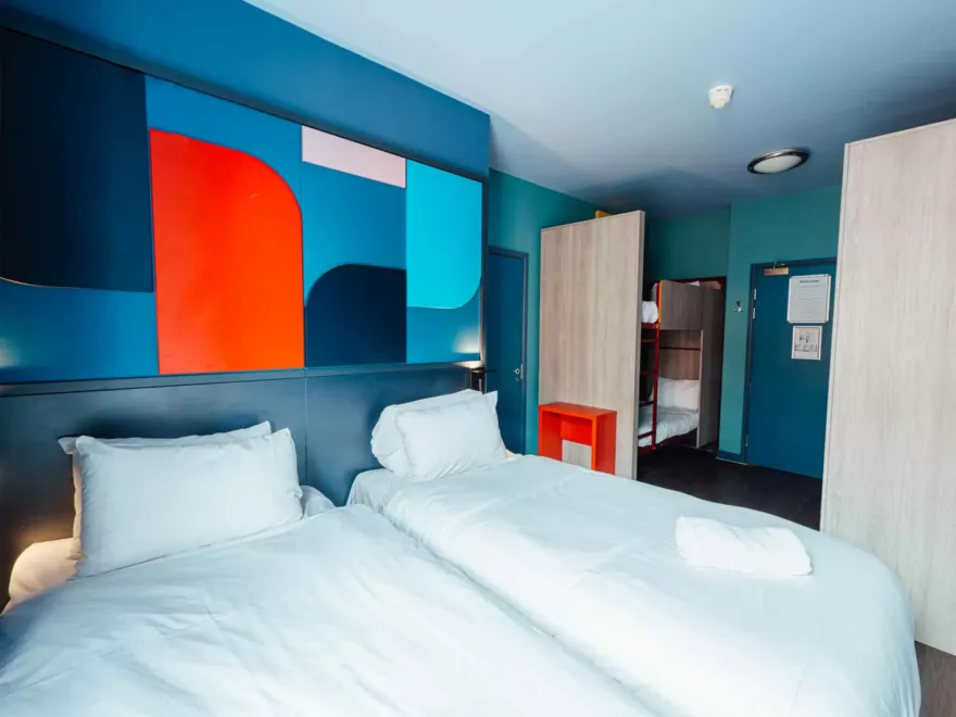 Kabannas Liverpool 8 Bed Twin Room