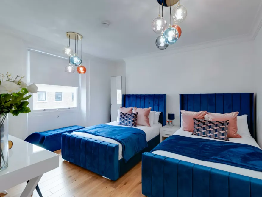 80 Rodney Street - Blue Twin Double Room