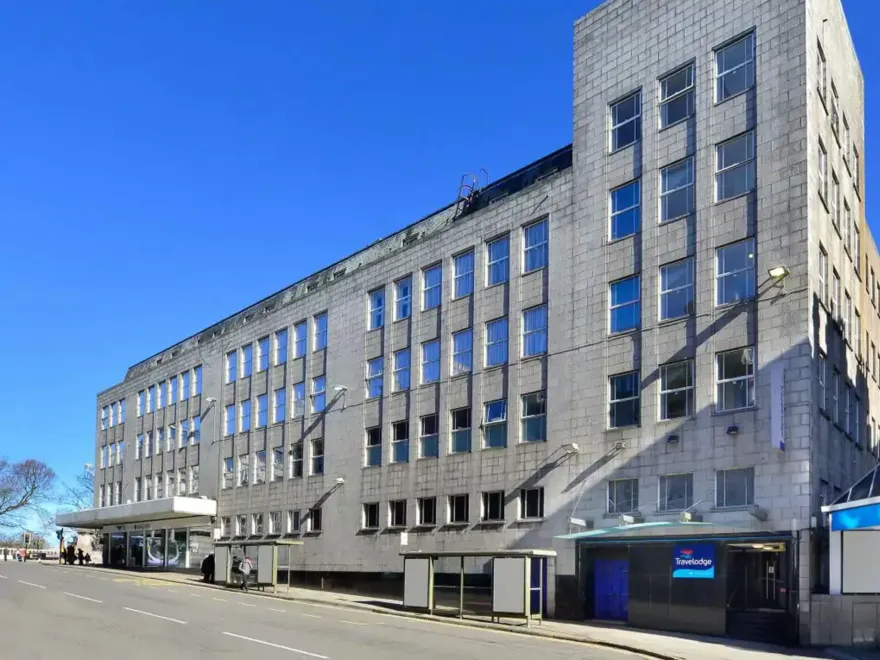 Travelodge Aberdeen Central - Exterior