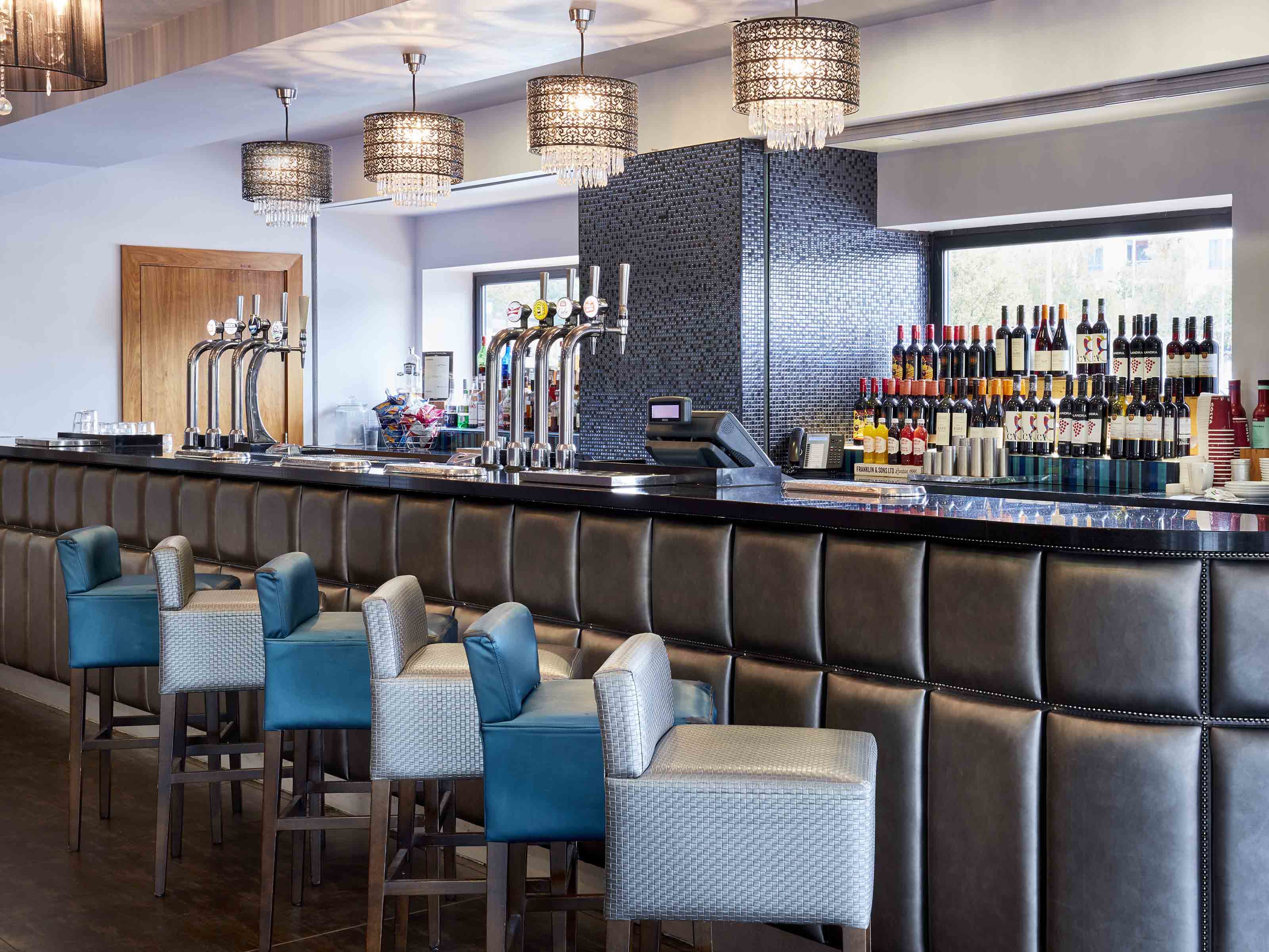 Jurys Inn - Newcastle Quayside Bar