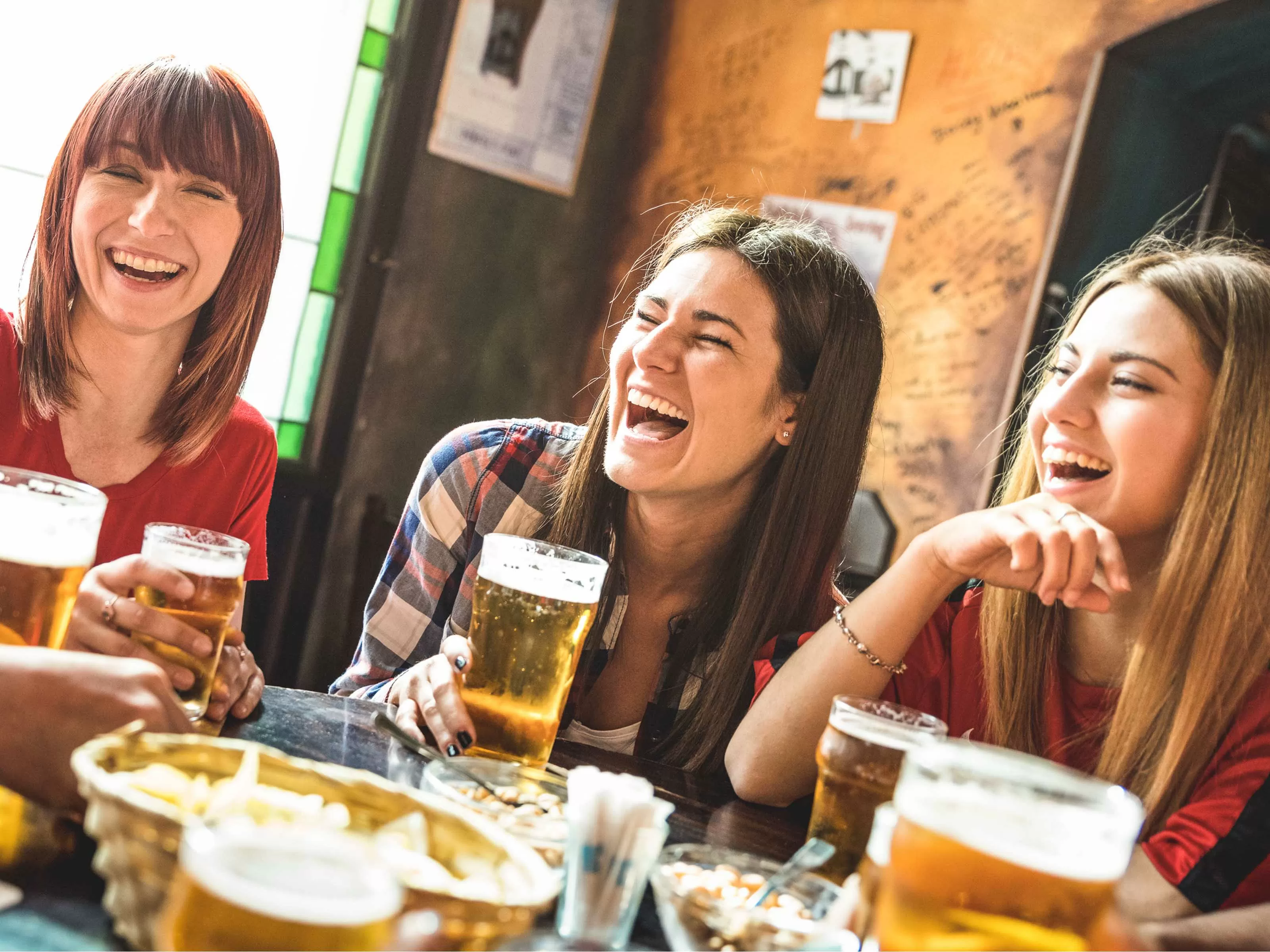 Smartphone Pub Treasure Hunt Activity