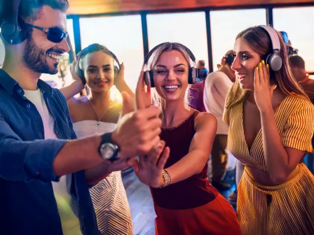 Silent Disco Bar Crawl