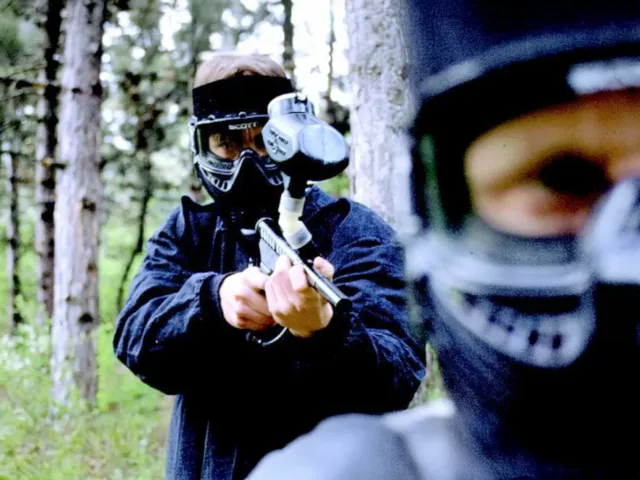 Paintball with 400 Balls