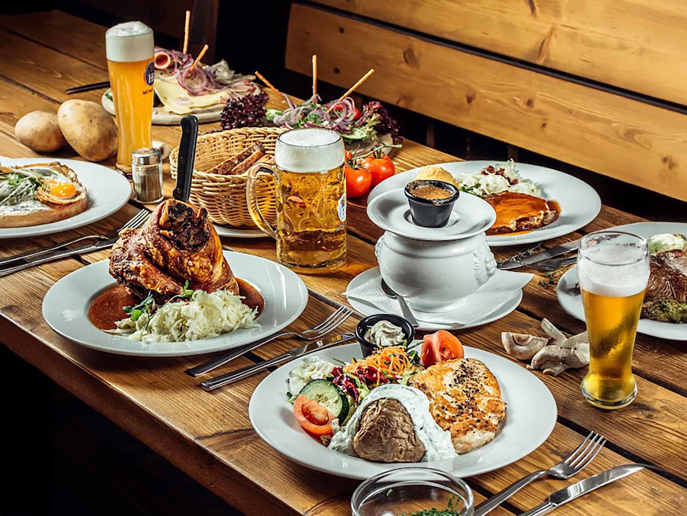 What Are the Best Places to Eat in Hamburg?