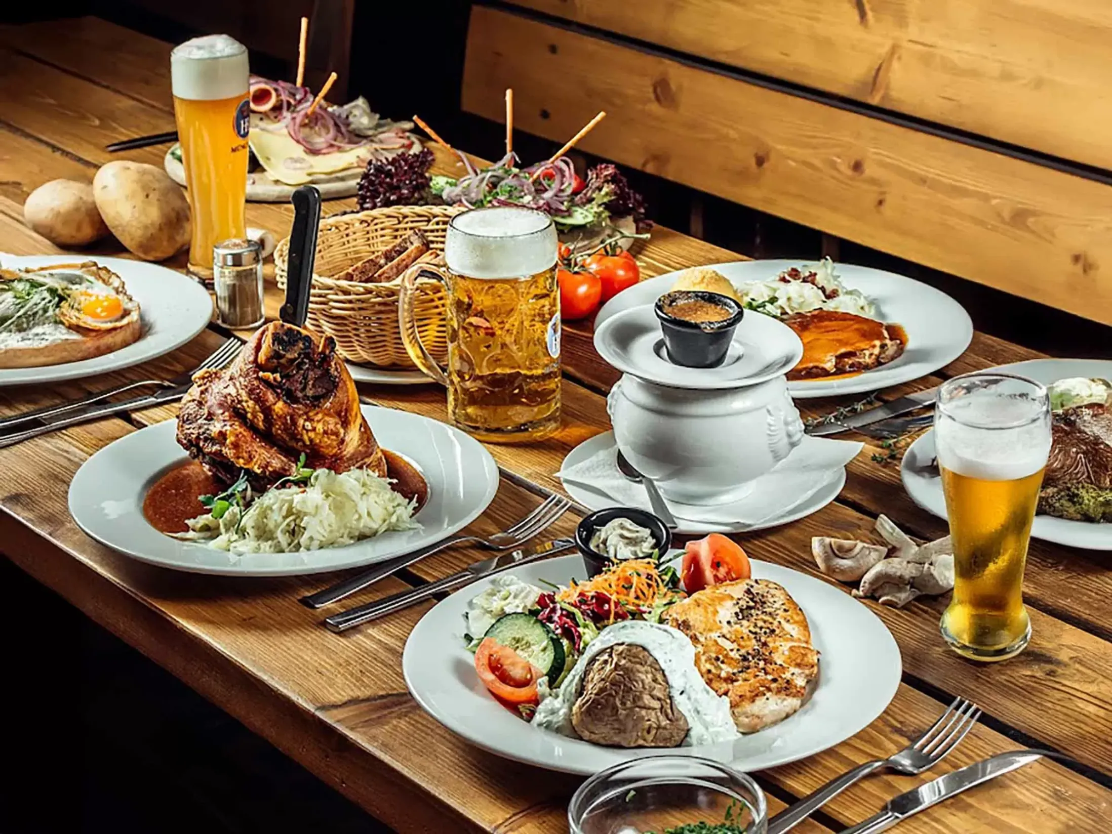 What Are the Best Places to Eat in Hamburg?