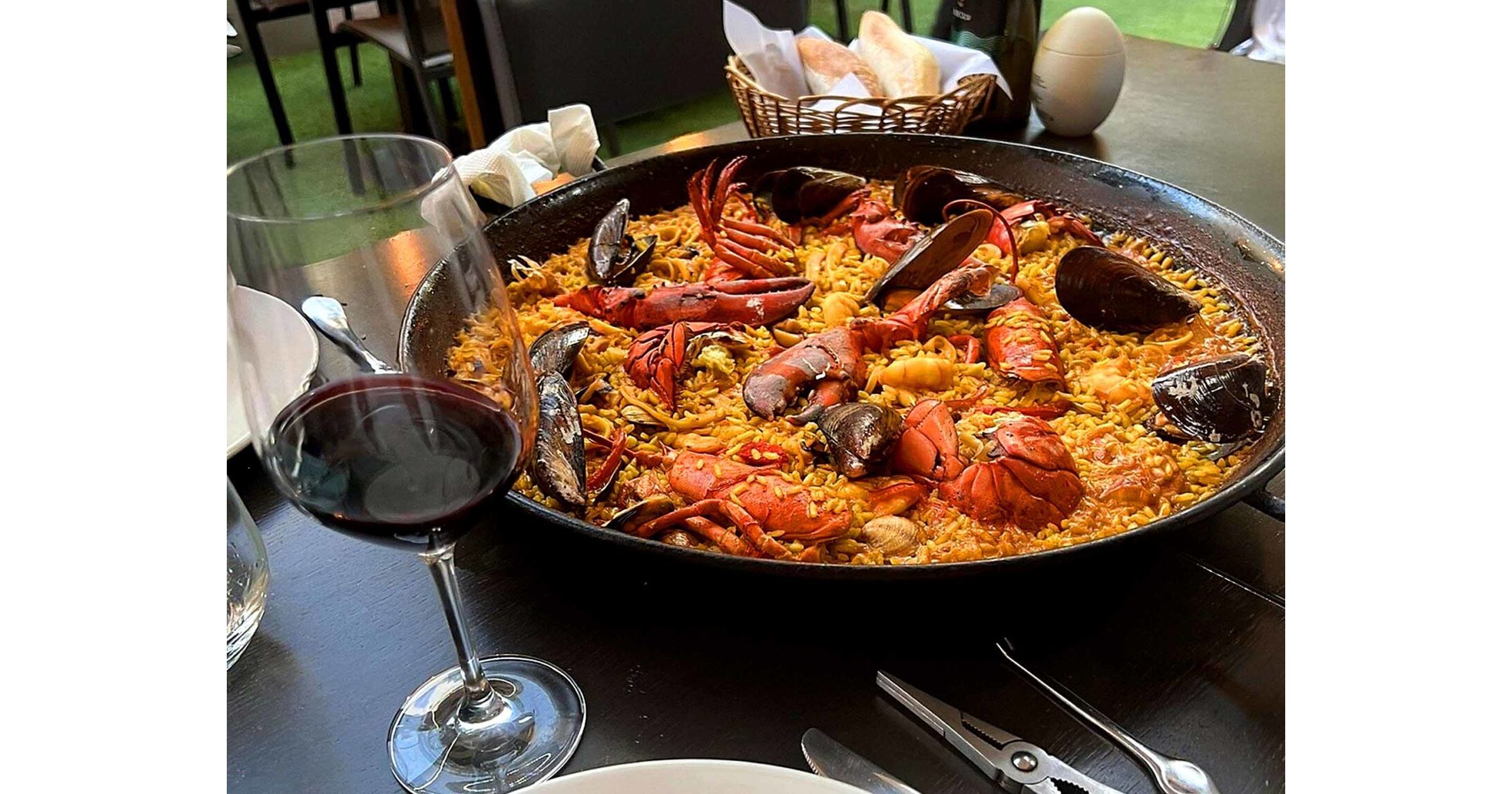 Paella Dinner Hen Party in Book Online