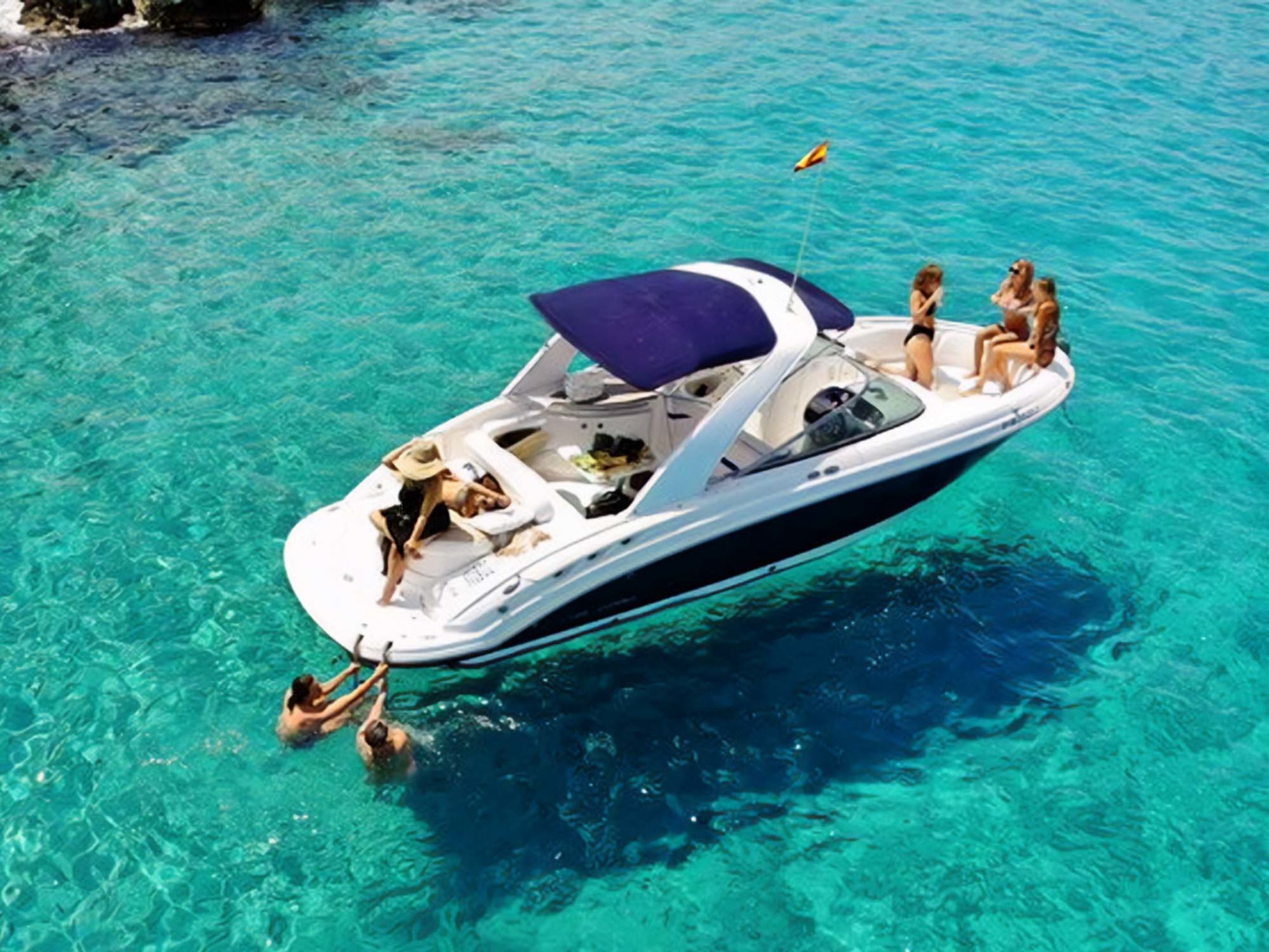 What are the Reasons to Visit Ibiza?