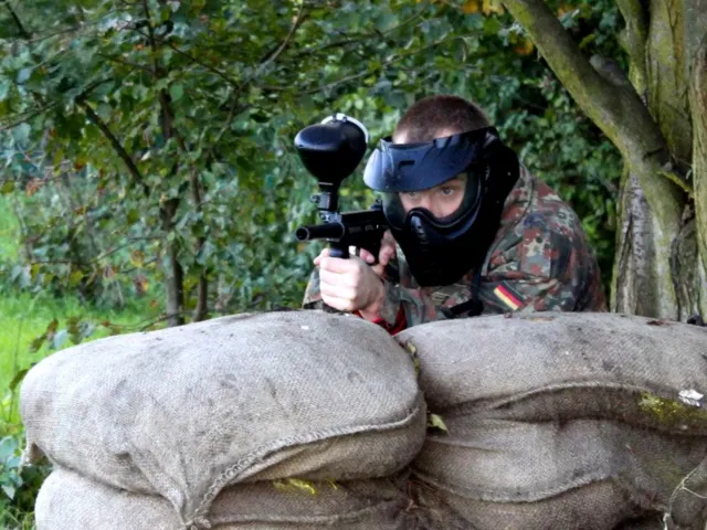 Deluxe Outdoor Paintball
