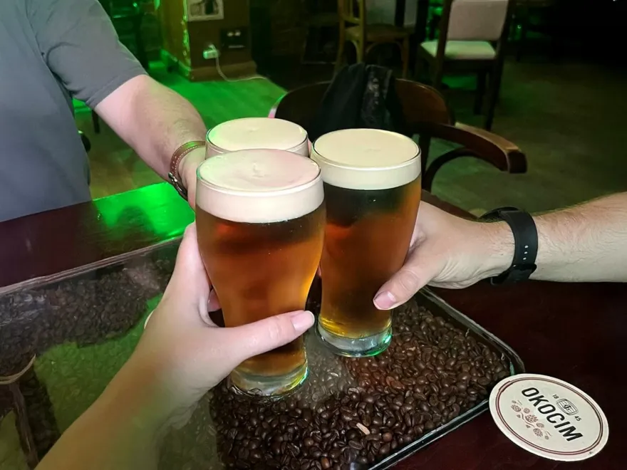 Pub Crawl with 5 Beers