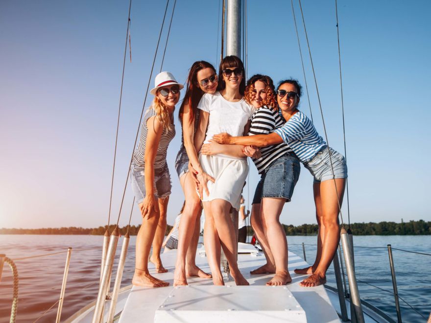 Private Boat Charter Hen Party