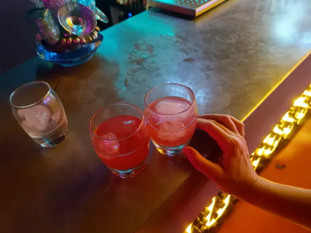 Bar Crawl & Club Entry