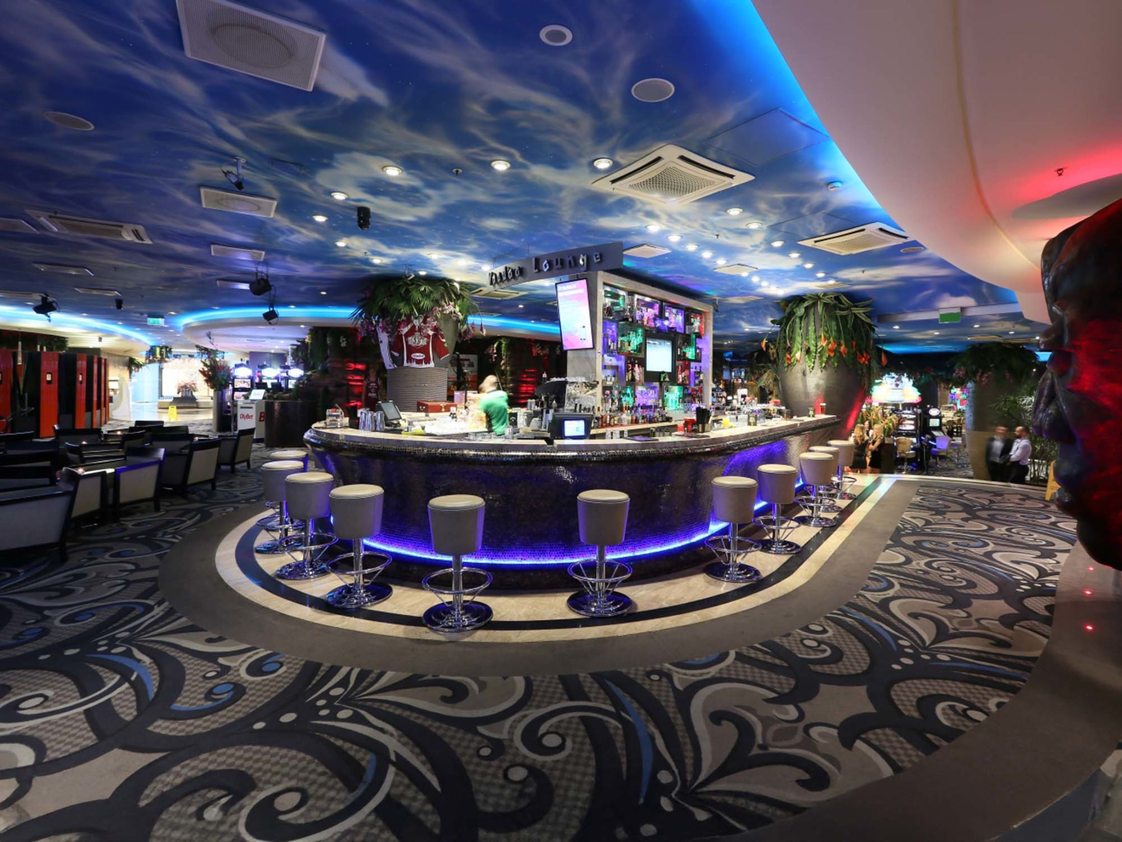 What are the Reasons to Visit Riga?