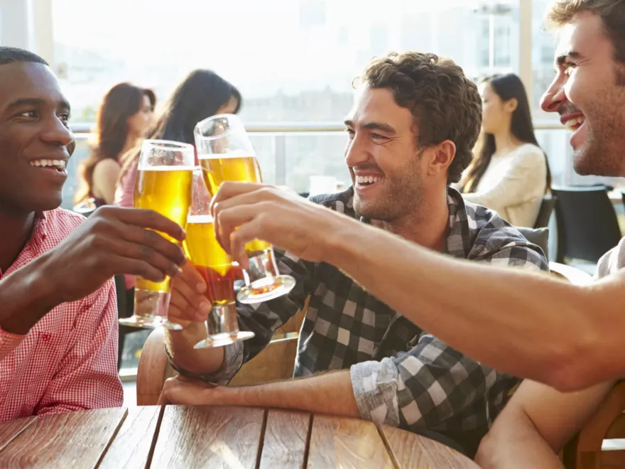 Bar Crawl with 10 Beers