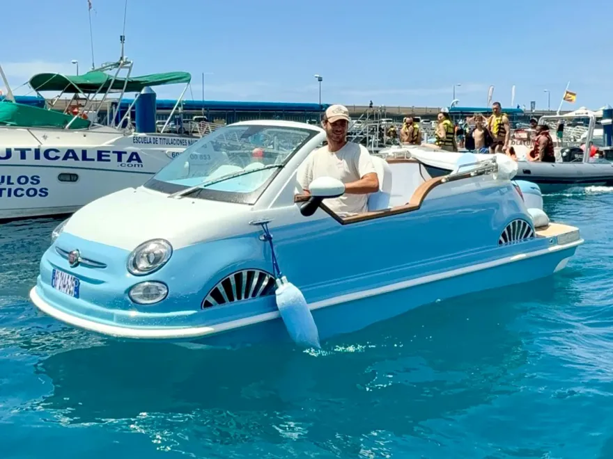 Fiat 500 Self-Drive Boat