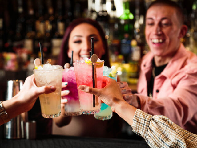 Cocktail Masterclass & Meal