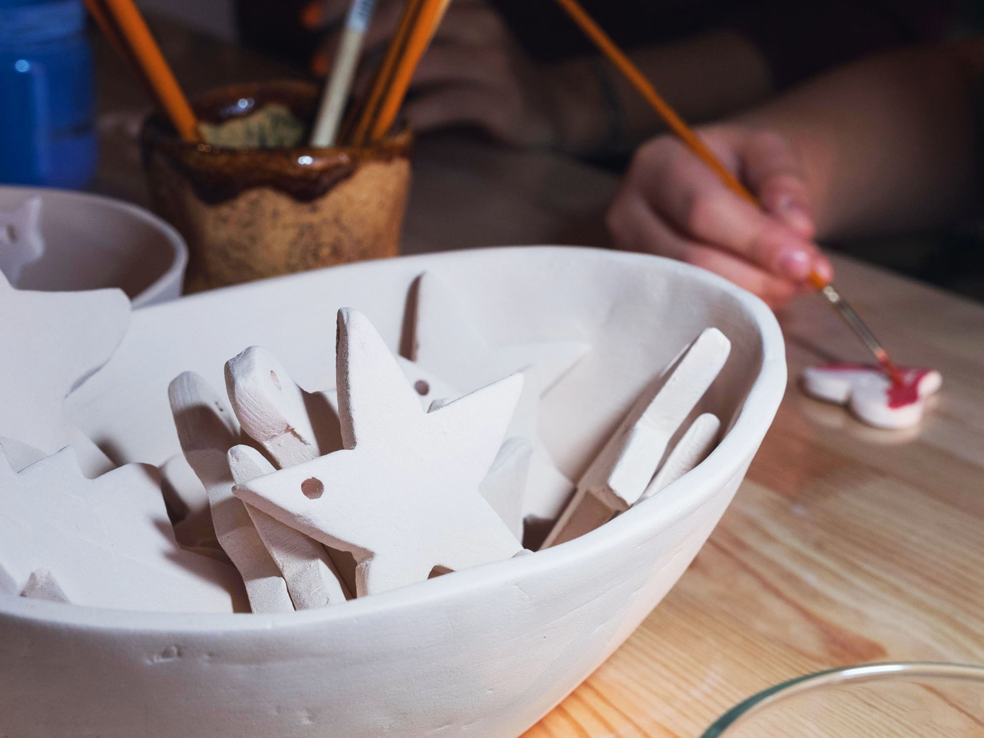 Festive Ceramic Painting Available Nationwide