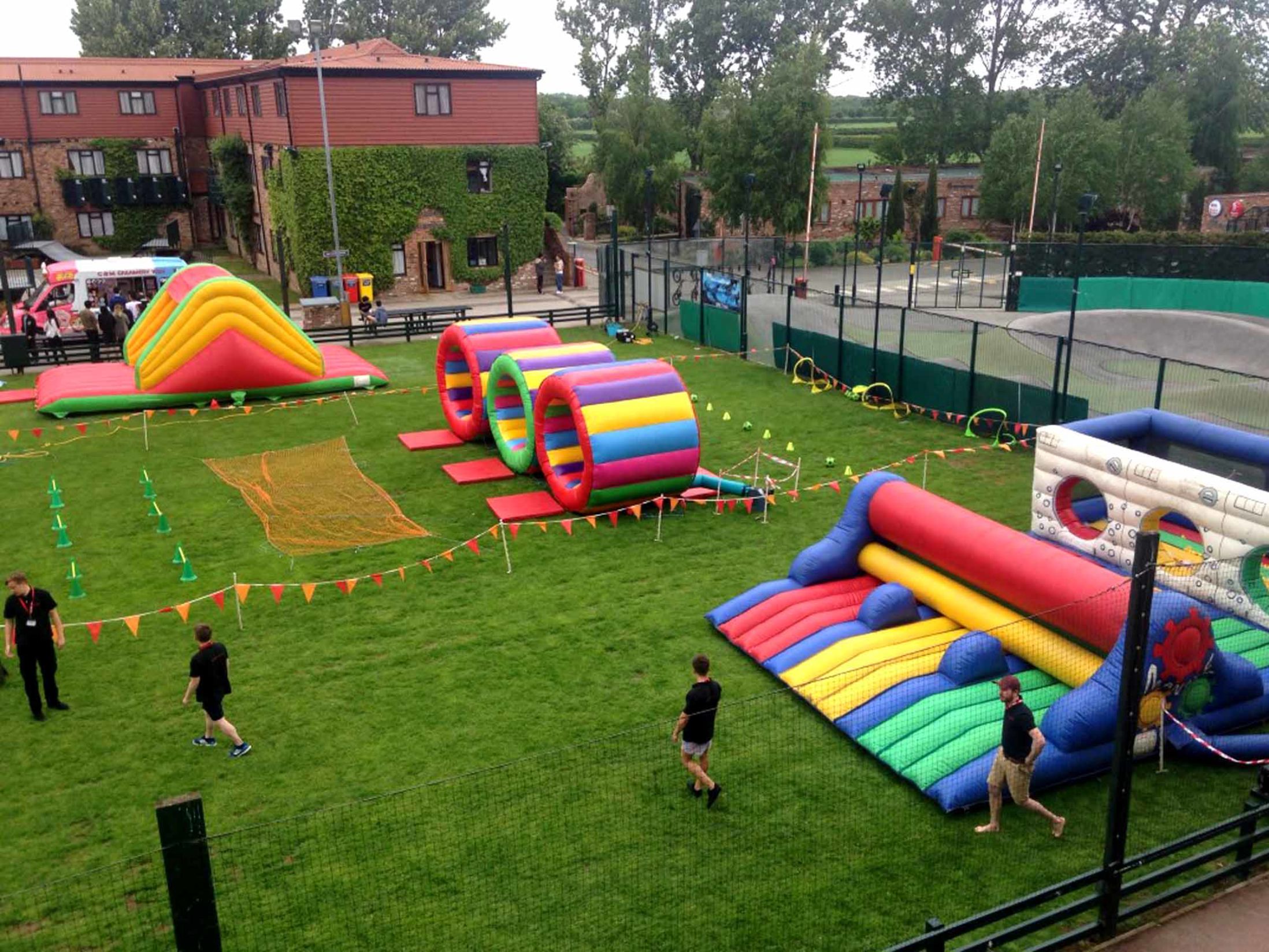 Motivational Team Building Activities in Portsmouth