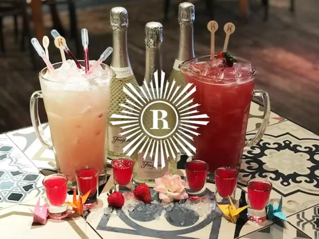 Revolution - Prosecco & Cocktails
