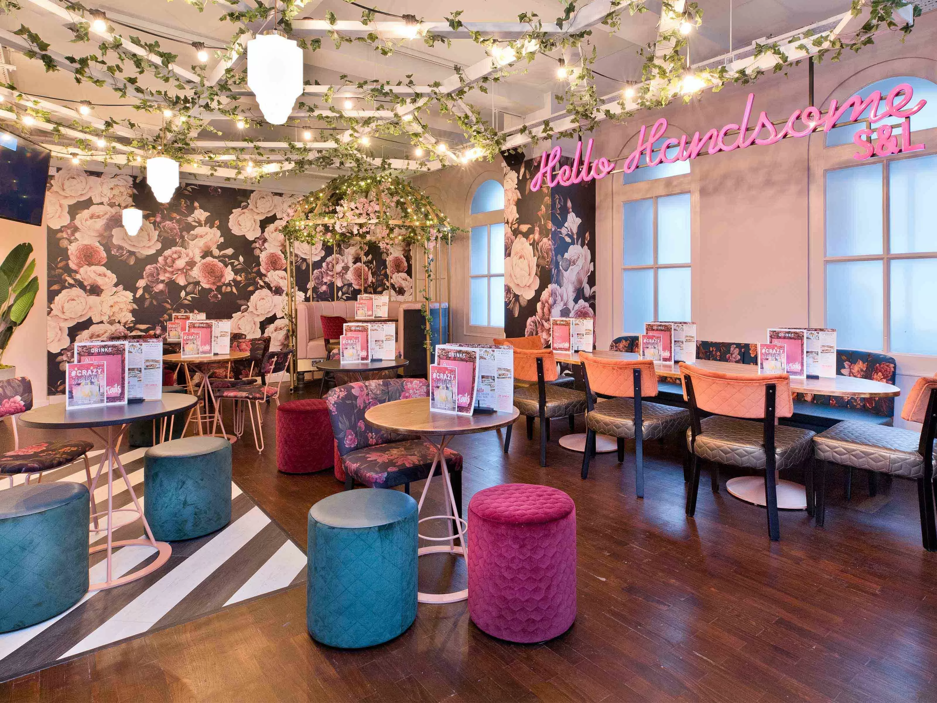 Cheap Stag Do Ideas in London - Slug & Lettuce 3 Course