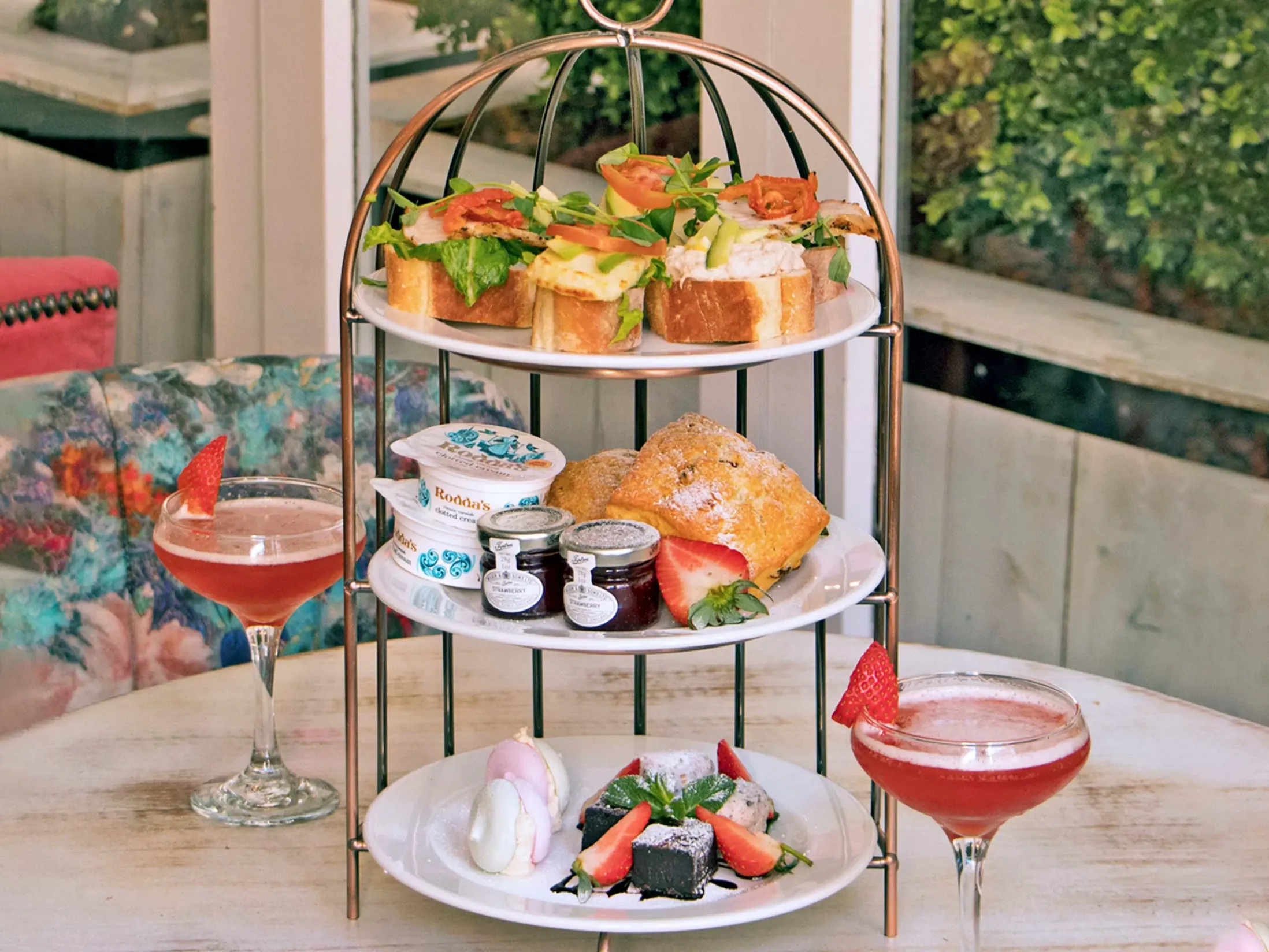 Hen Party Ideas for Mixed Ages - Tipsy Tea Party